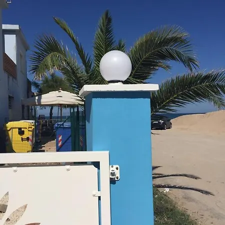 Virgola Zero Holiday Beach * Porto Potenza Picena